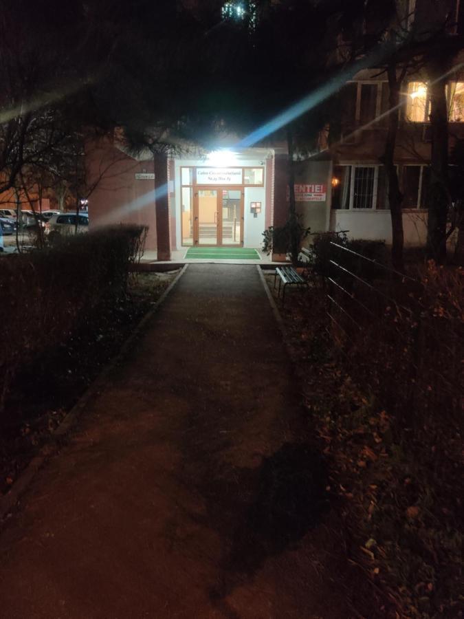 Eric'S Cozy Apartment Timisoara Exterior foto